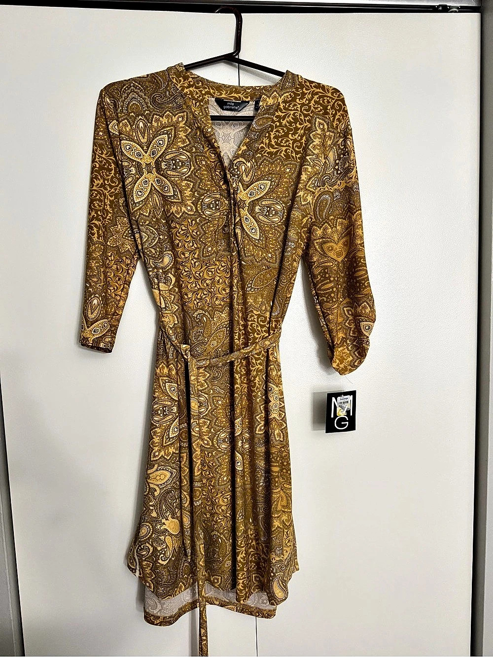Mlle Gabrielle Paisley Wrap Midi Dress Size Small NWT